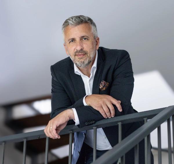 Proč si zvolit kliniku Lensi